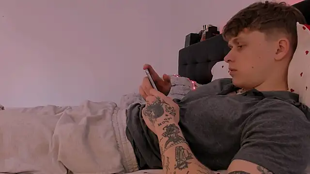 TalkingHead 0  online show from March 14, 9:48 am