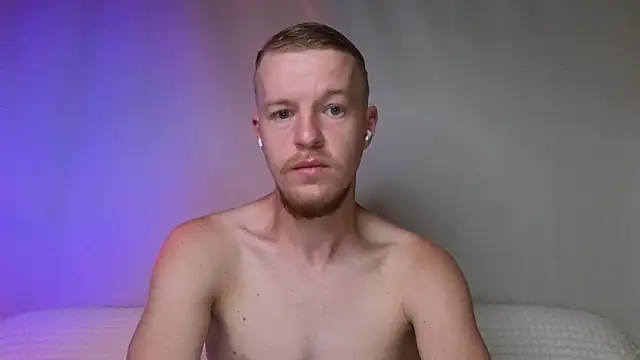 flowerhaze online show from October 4, 3:04 am