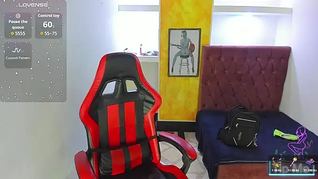 alison moon7 online show from December 22, 12:02 pm