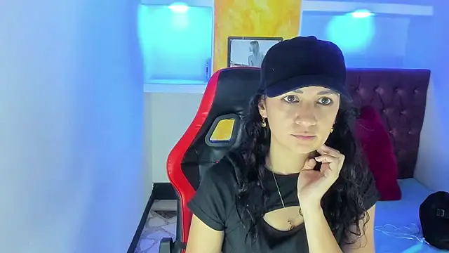 alison moon7 online show from January 10, 1:57 pm