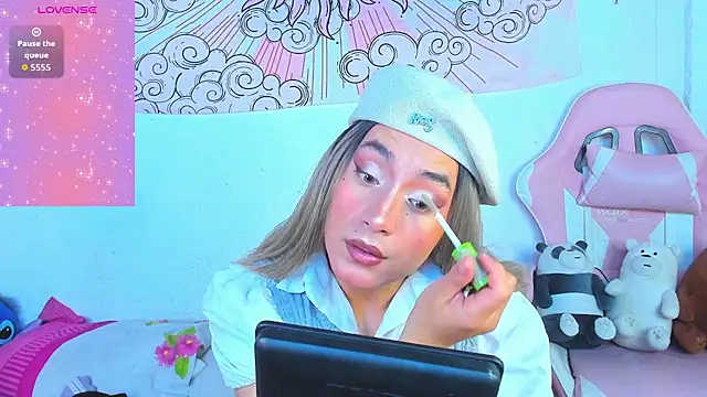 brihanna cooper online show from April 24, 2:08 pm