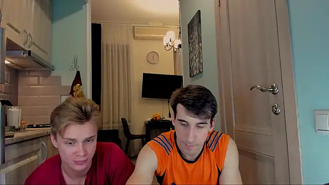 LawrenceMiles online show from October 30, 8:31 pm