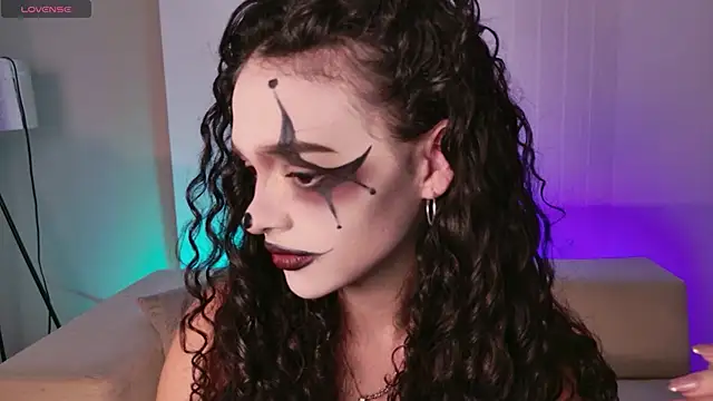 AprilRhodes  online show from October 29, 5:10 am