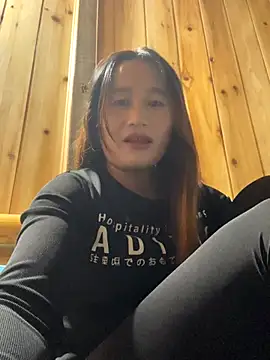 phungtiti online show from November 24, 3:39 am