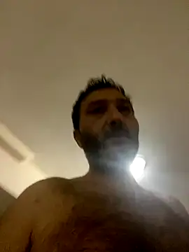 Snapshot of abs1088 chatting on October 19, 11:27 pm abs1088 online show from October 19, 11:27 pm