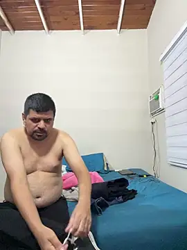 Snapshot of Diabloproducciones chatting on March 3, 11:05 am Diabloproducciones online show from March 3, 11:05 am