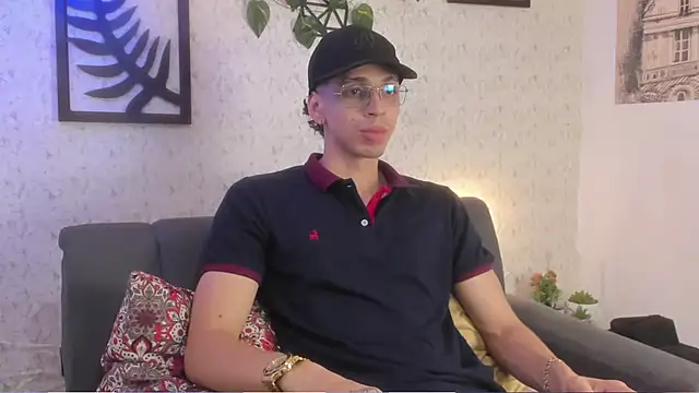 nicolai drake online show from November 3, 3:41 am