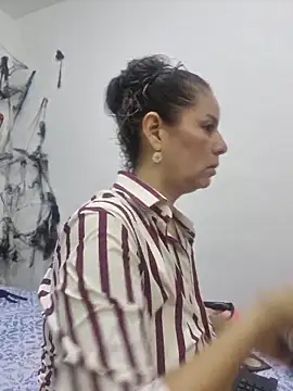 Nina vallon online show from October 22, 10:37 am