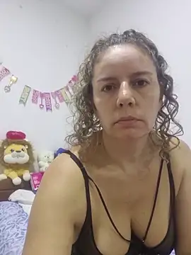 Snapshot of Nina_vallon chatting on February 23, 12:46 pm Nina vallon online show from February 23, 12:46 pm