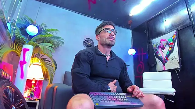 Snapshot of dennis_cox1 chatting on September 9, 8:58 am dennis cox1 online show from September 9, 8:58 am