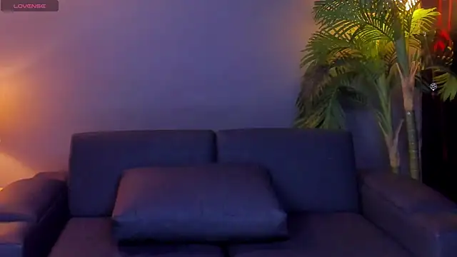 Snapshot of dennis_cox1 chatting on October 30, 9:04 pm dennis cox1 online show from October 30, 9:04 pm