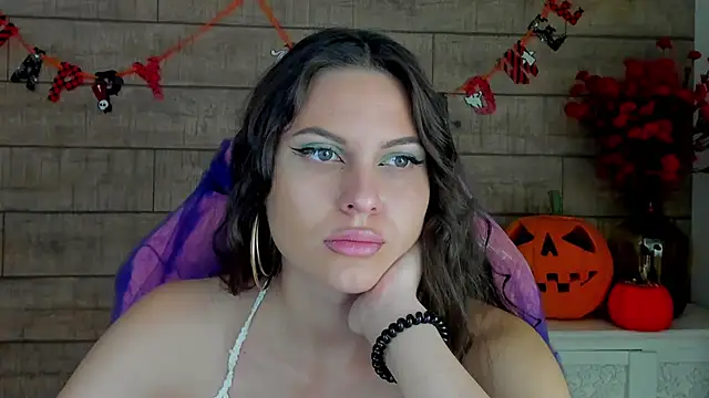 Snapshot of AlisaVersailles chatting on October 31, 4:19 pm AlisaVersailles online show from October 31, 4:19 pm