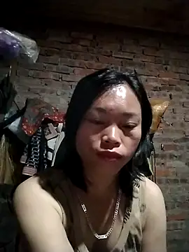   Ngoc20   online show from October 31, 5:14 pm