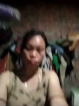   Ngoc20   online show from November 2, 5:10 am