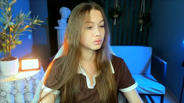 Snapshot of ArielSykes chatting on November 5, 5:24 pm ArielSykes online show from November 5, 5:24 pm