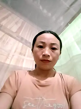 lucybaby00 online show from November 8, 7:56 pm