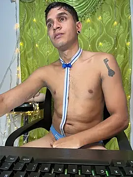 Angel latinboy online show from February 24, 4:16 pm