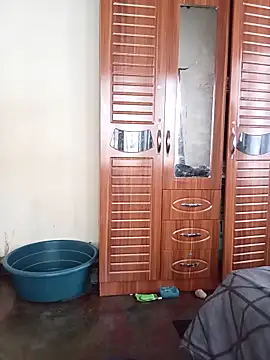 small D94 online show from February 25, 6:56 am