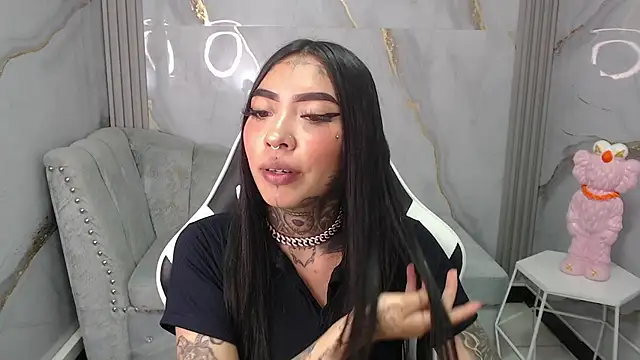 Ashley Blum v online show from October 14, 7:58 pm