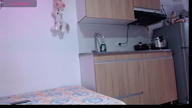 AllysonStonne online show from March 30, 6:42 pm