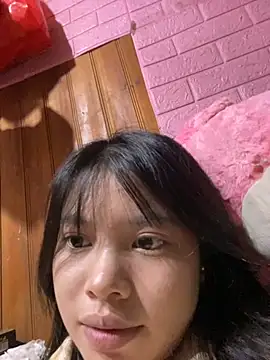 Snapshot of LunaBerry18 chatting on October 1, 3:29 pm LunaBerry18 online show from October 1, 3:29 pm
