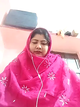 Snapshot of Apkisona8 chatting on March 7, 5:43 pm Apkisona8 online show from March 7, 5:43 pm