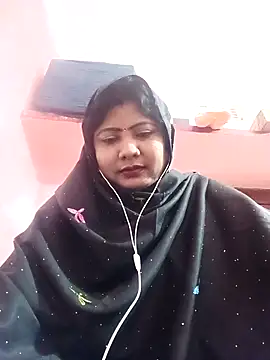 Snapshot of Apkisona8 chatting on March 10, 6:46 pm Apkisona8 online show from March 10, 6:46 pm