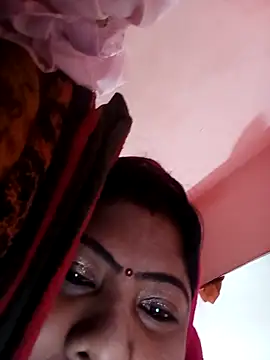 Snapshot of Apkisona8 chatting on March 21, 7:57 am Apkisona8 online show from March 21, 7:57 am