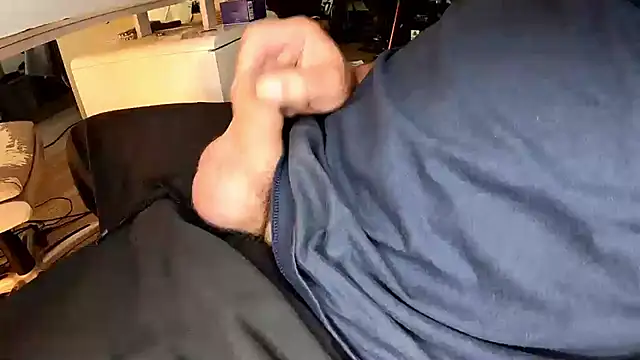 Snapshot of hornysmallcockgermany chatting on October 20, 7:31 am hornysmallcockgermany online show from October 20, 7:31 am