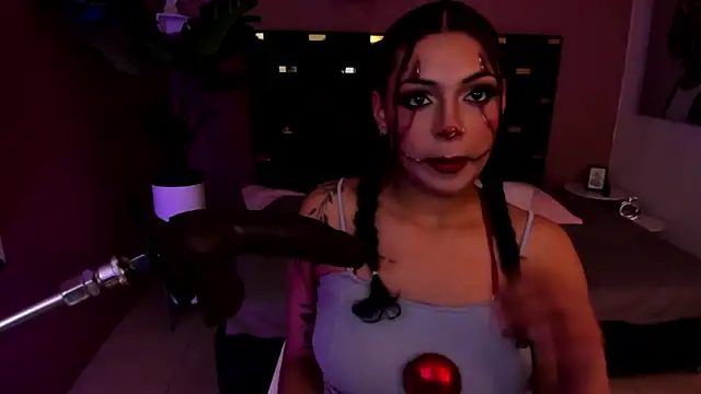 Snapshot of Micki__ chatting on October 31, 11:55 am Micki online show from October 31, 11:55 am