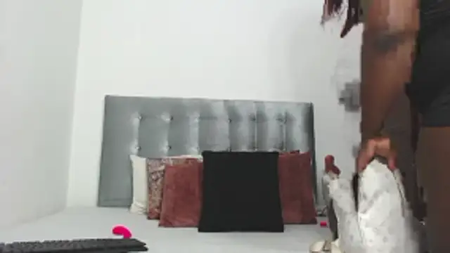 Snapshot of DaiishaWolf chatting on November 12, 7:35 pm DaiishaWolf online show from November 12, 7:35 pm