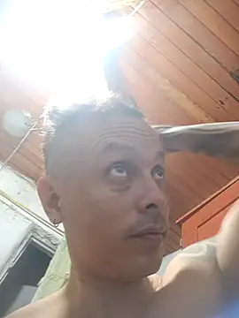 JuceAn14 online show from November 18, 5:34 am