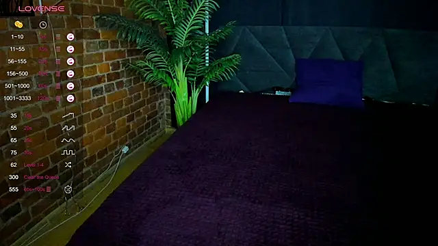 Snapshot of Cutiee_Alicee chatting on November 19, 8:53 pm Cutiee Alicee online show from November 19, 8:53 pm