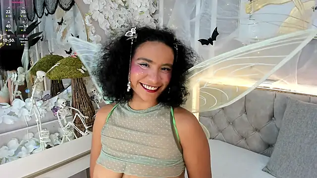 Snapshot of ellette__ chatting on October 20, 8:09 pm ellette online show from October 20, 8:09 pm