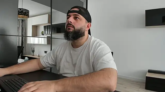 DravenPeak online show from November 1, 10:06 am