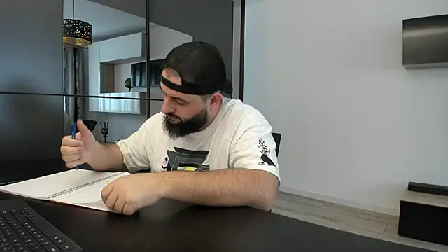 Snapshot of DravenPeak chatting on November 26, 10:49 am DravenPeak online show from November 26, 10:49 am