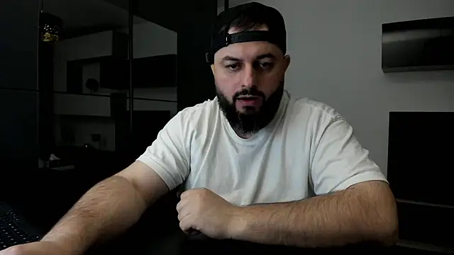 Snapshot of DravenPeak chatting on March 6, 6:48 pm DravenPeak online show from March 6, 6:48 pm