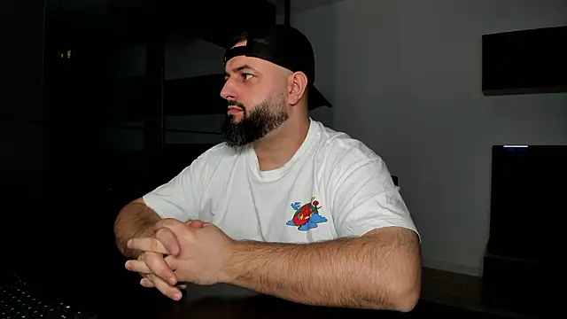 Snapshot of DravenPeak chatting on March 13, 5:08 pm DravenPeak online show from March 13, 5:08 pm