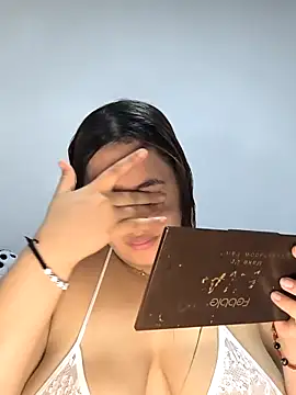 Snapshot of butterfly777_ chatting on October 12, 7:02 pm butterfly777 online show from October 12, 7:02 pm