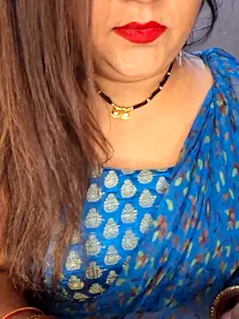 Snapshot of indian-hotmilfs chatting on October 19, 6:19 pm indian-hotmilfs online show from October 19, 6:19 pm