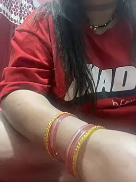 Snapshot of indian-hotmilfs chatting on November 2, 1:57 pm indian-hotmilfs online show from November 2, 1:57 pm