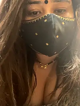 Snapshot of indian-hotmilfs chatting on November 4, 10:58 am indian-hotmilfs online show from November 4, 10:58 am