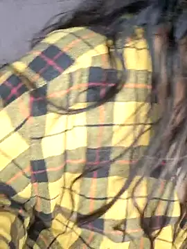 indian-hotmilfs online show from December 15, 5:39 pm