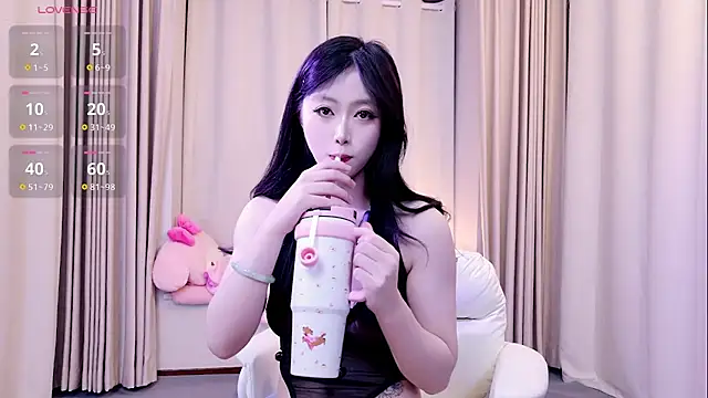 Snapshot of niannian18 chatting on November 18, 10:09 am niannian18 online show from November 18, 10:09 am