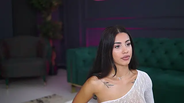 SiennaRuh online show from September 18, 11:01 am