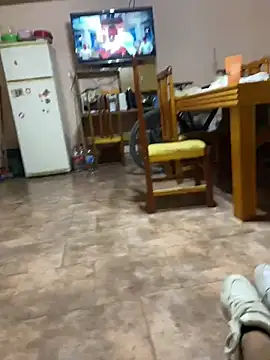 Snapshot of el_pija_chica chatting on February 6, 2:16 am el pija chica online show from February 6, 2:16 am