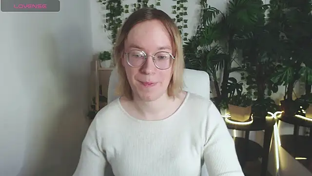 Amanda Butlerr online show from December 19, 9:38 am