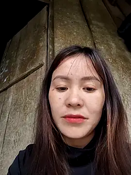 Snapshot of TinTim02 chatting on February 9, 9:46 am TinTim02 online show from February 9, 9:46 am