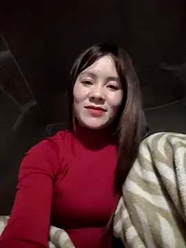 Snapshot of TinTim02 chatting on February 12, 2:45 pm TinTim02 online show from February 12, 2:45 pm