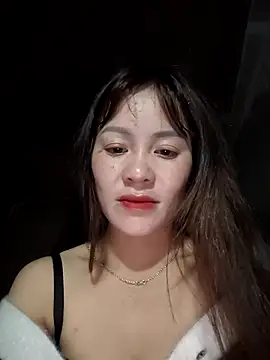 Snapshot of TinTim02 chatting on February 20, 10:32 pm TinTim02 online show from February 20, 10:32 pm